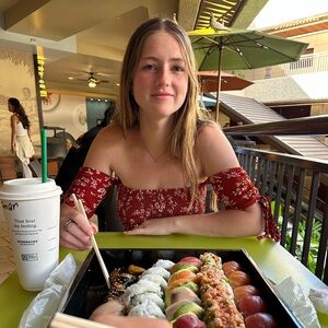 Meet your Posher, Sariah